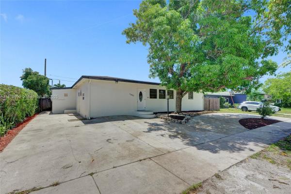 17925 NE 7th Ct, Miami, Florida 33162, image 1