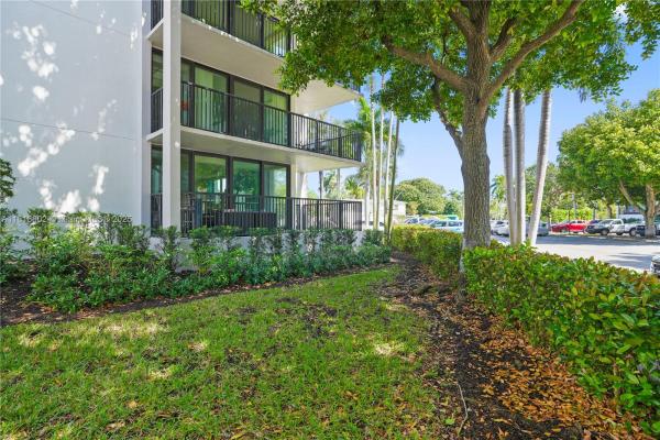River Reach, 1301 River Reach Dr #110, Fort Lauderdale, Florida 33315, image 2