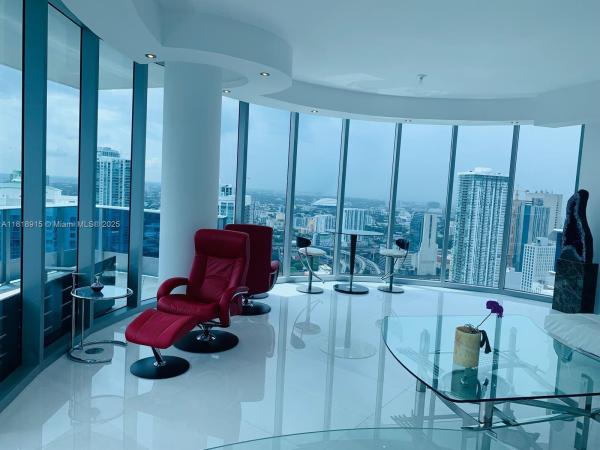 Epic Hotel & Residences, 200 Biscayne Boulevard Way #4702, Miami, Florida 33131, image 1