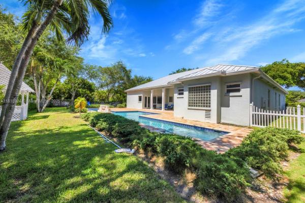 Kawama, 6129 SW 74th Ct, Glenvar Heights, Florida 33143, image 3