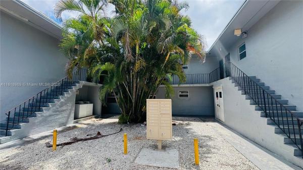 2000 NW 29th St, Miami, Florida 33142, image 1
