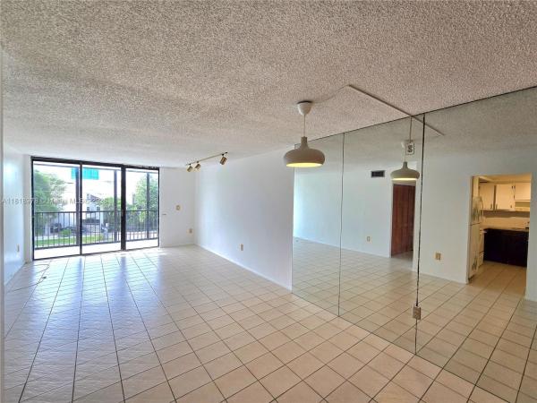 Dorset House, 2500 NE 135th St #B208, North Miami, Florida 33181, image 1