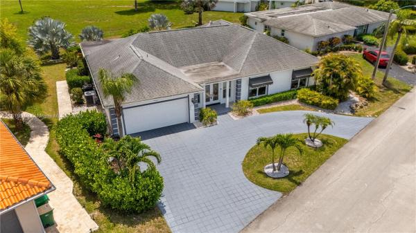 The Woodlands, 4902 N Travelers Palm Ln, Tamarac, Florida 33319, image 1