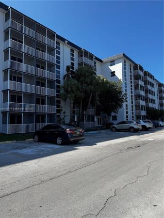 Woodside, 16851 NE 23rd Ave #A516, North Miami Beach, Florida 33160, image 1
