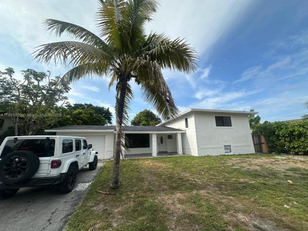 1325 NE 203rd St, Miami, Florida 33179, image 1