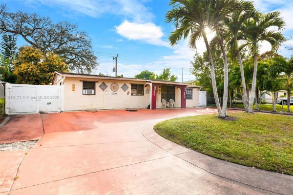 Playland Estates, 5626 Atlanta St, Hollywood, Florida 33021, image 1