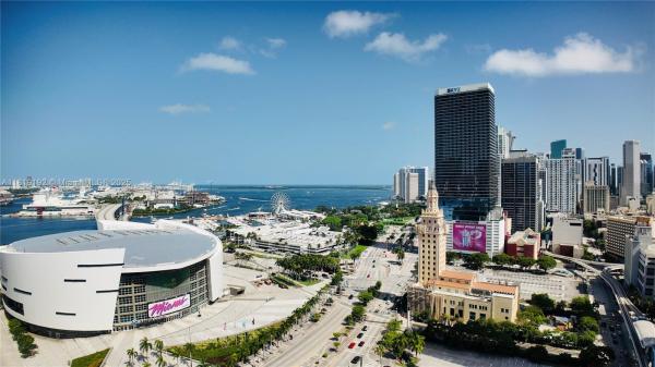 MarinaBlue, 888 Biscayne Blvd #2501, Miami, Florida 33132, image 3