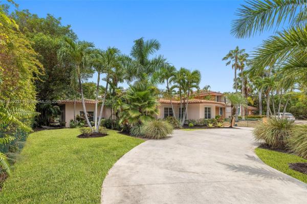 Golden Beach, 564 Golden Beach Dr, Golden Beach, Florida 33160, image 1