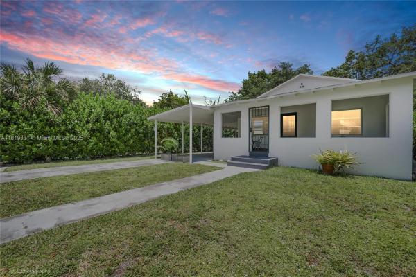 Frow Homestead, 3655 Oak Ave #3655, Miami, Florida 33133, image 1