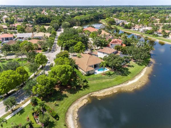 Verona Lake, 643 Lake Blvd, Weston, Florida 33326, image 2