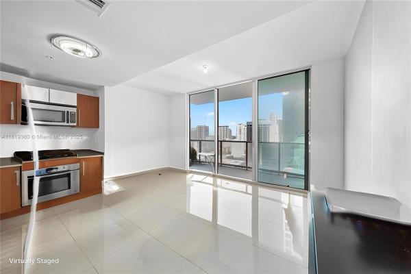 Met 1, 300 S Biscayne Blvd #T-2603, Miami, Florida 33131, image 3