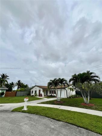 Winston Park, 12900 SW 85th St, Kendale Lakes, Florida 33183, image 3