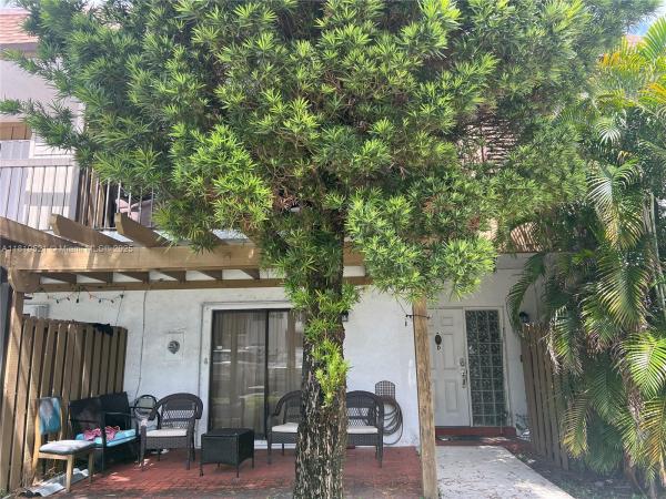 6885 NW 169 St #66D, Hialeah, Florida 33015, image 1