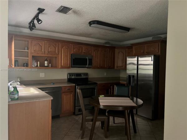 Woods Landing, 6885 NW 169th St #66D, Hialeah, Florida 33015, image 3