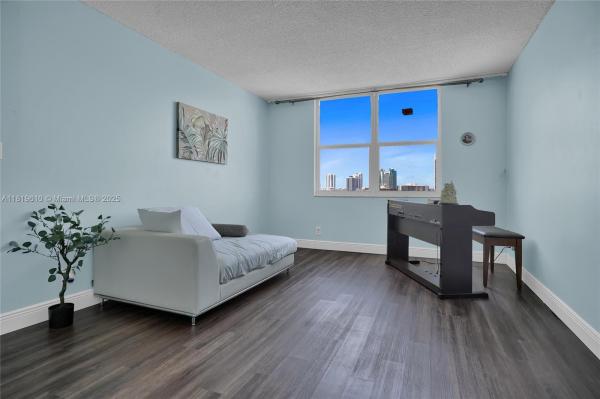 Golden Horn, 427 Golden Isles Dr #11H, Hallandale Beach, Florida 33009, image 2