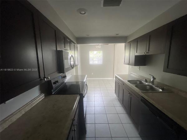 Ives Estates Residential, 1300 NE 210th Ter, Ives Estates, Florida 33179, image 3