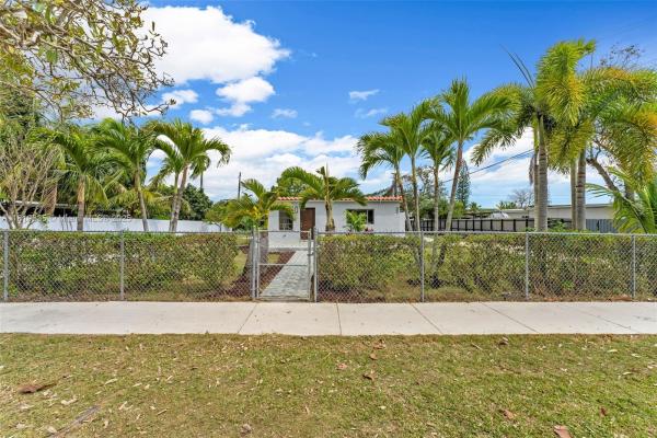 Leisure City Residential, 29035 SW 157th Ave, Leisure City, Florida 33033, image 3