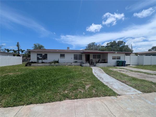 950 NE 172nd St, Miami, Florida 33162, image 1