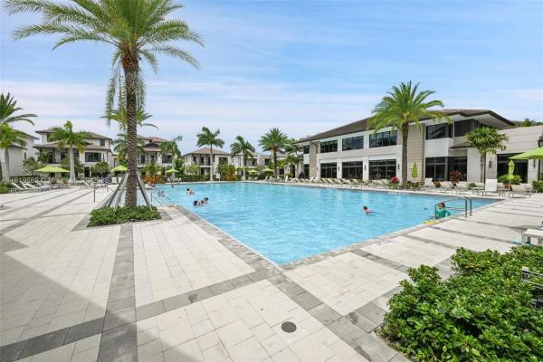Urbana At Downtown Doral, 8167 NW 41st St #E-406, Doral, Florida 33166, image 1