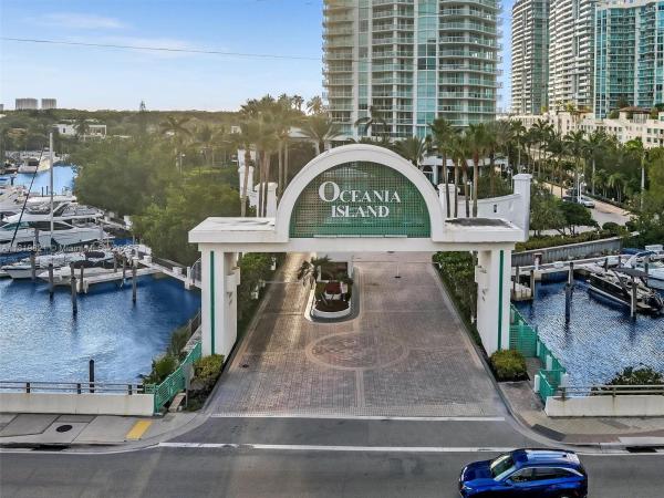 16500 Collins Ave #TH-10, Sunny Isles Beach, Florida 33160, image 1