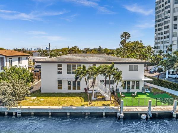Sans Souci Estates, 11900 N Bayshore Dr #103, North Miami, Florida 33181, image 1
