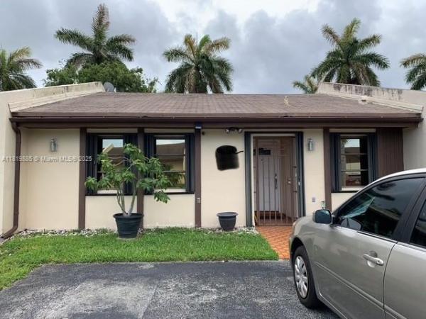 5022 SW 139th Pl, Miami, Florida 33175, image 1