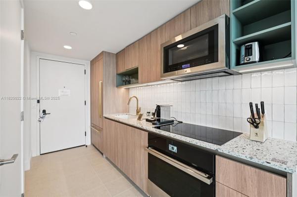 Natiivo Miami, 159 NE 6th St #3407, Miami, Florida 33132, image 2
