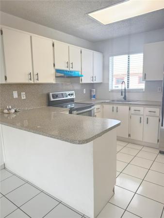 Cadiz, 6215 W 22nd Ct #25, Hialeah, Florida 33016, image 1
