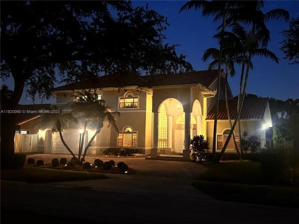 Royal Oaks, 16725 NW 84th Ct, Miami Lakes, Florida 33016, image 2