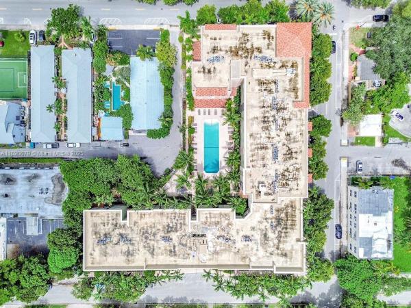 Regent Park At Young Circle, 1900 Van Buren St #209B, Hollywood, Florida 33020, image 2