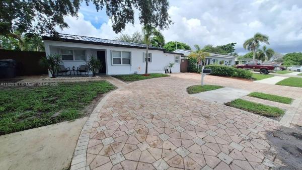 Driftwood Acres, 6810 Douglas St, Hollywood, Florida 33024, image 1