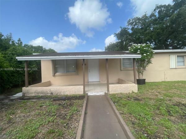 Mark Alan Manor, 2250 NW 180th Ter, Miami Gardens, Florida 33056, image 1