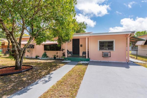 1430 NE 148th St, Miami, Florida 33161, image 1