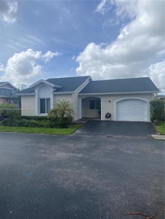 Patio Homes Of Doral Pines, 10090 NW 57th St, Doral, Florida 33178, image 1