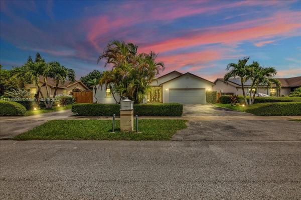 13811 SW 285th Ter, Homestead, Florida 33033, image 1