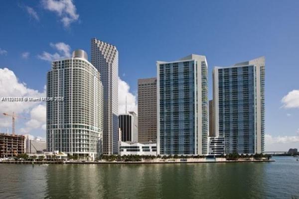 Met 1, 300 S Biscayne Blvd #T-2803, Miami, Florida 33131, image 1