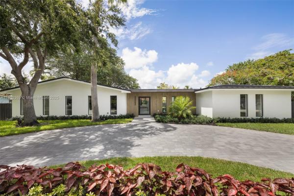Avocado Acres, 7805 SW 165th St, Palmetto Bay, Florida 33157, image 1