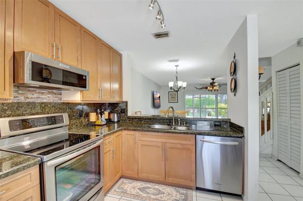 Malibu Bay, 20865 NW 3rd Ln, Pembroke Pines, Florida 33029, image 2