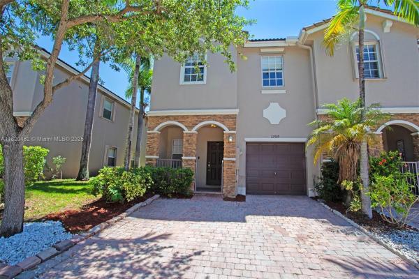 The Cove At Isles Of Bayshore, 22569 SW 89th Pl, Cutler Bay, Florida 33190, image 1