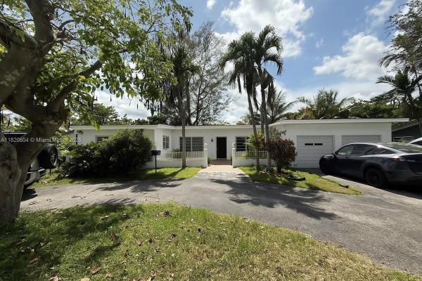 Merion Park Manor, 7132 SW 65th Ave, South Miami, Florida 33143, image 1