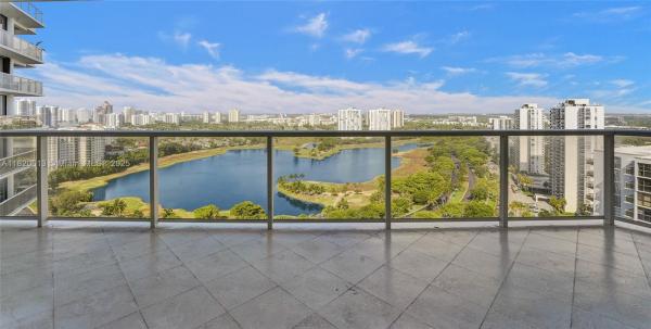 Hamptons West, 20281 E Country Club Dr #2303, Aventura, Florida 33180, image 1