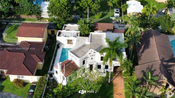 85 Deer Run, Miami, Florida 33166, image 1