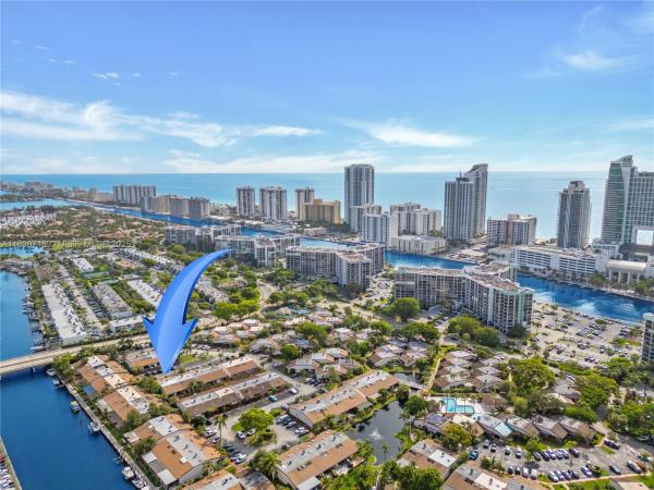 Harbourwood Villas, 2627 S Parkview Dr #2627, Hallandale Beach, Florida 33009, image 1