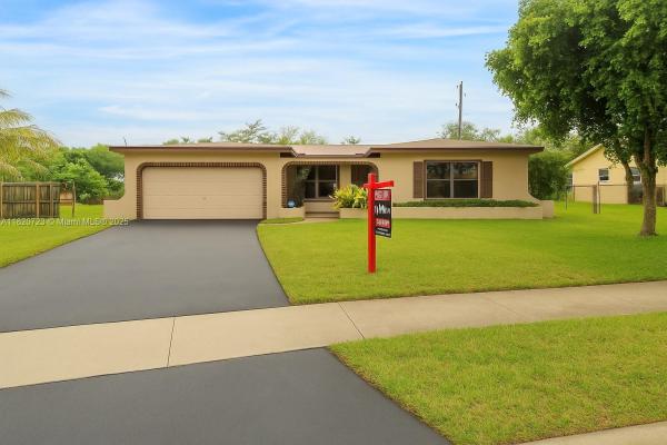 Westview, 620 NW 88th Ter, Pembroke Pines, Florida 33024, image 1