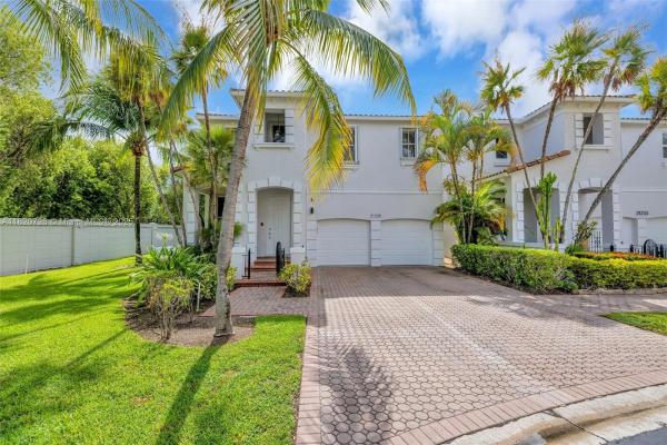 Aventura Lakes, 21235 NE 33rd Ave, Aventura, Florida 33180, image 2