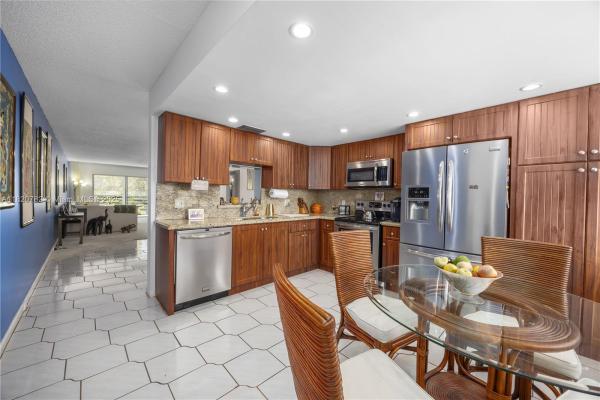 Antigua Village, 2504 Antigua Ter #O3, Coconut Creek, Florida 33066, image 1