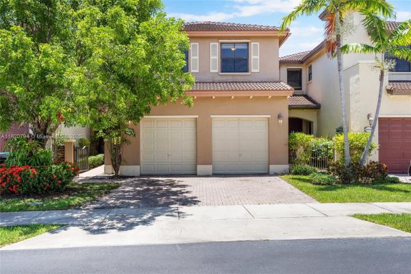 Trellis At Isles Of Bayshore, 8890 SW 229th St, Cutler Bay, Florida 33190, image 2