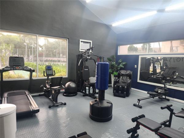 2541 Aragon Blvd #105, Sunrise, Florida 33322, image 1