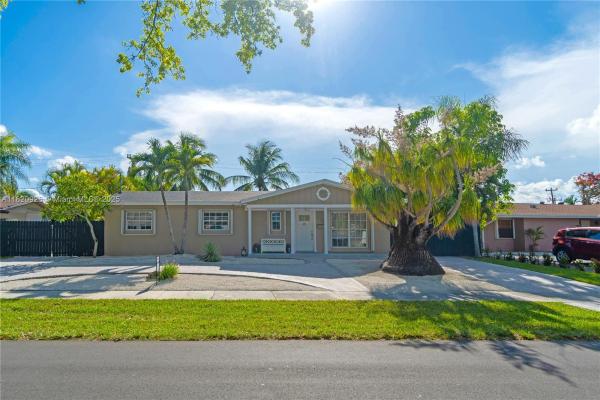 Bel Aire, 19770 SW 101st Ave, Cutler Bay, Florida 33157, image 1