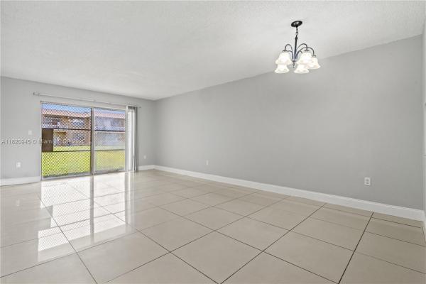 New World, 301 NW 177th St #104, Miami Gardens, Florida 33169, image 3